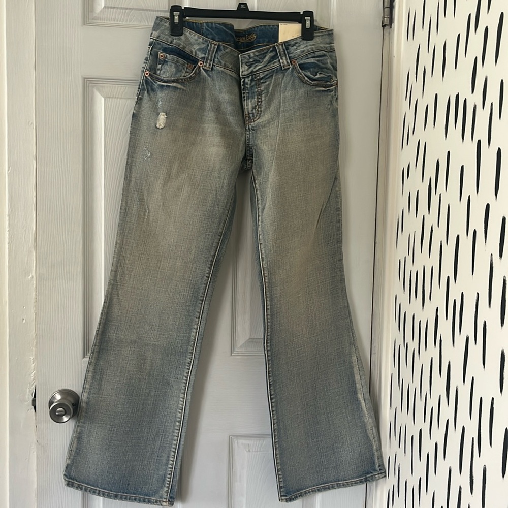 Vintage American Eagle jeans from early 2000’s. Size 12. Super rare!